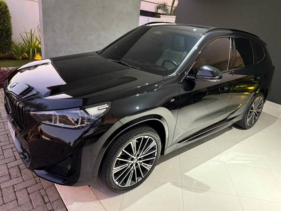 BMW X1 2.0 16V TURBO GASOLINA SDRIVE20I M SPORT STEPTRONIC BMW X1 2.0 16V TURBO GASOLINA SDRIVE20I M SPORT STEPTRONIC